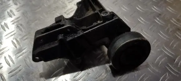 BMW 5 E39 Engine mounting bracket 11162245747
