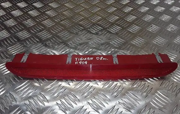 Volkswagen Tiguan Third/center stoplight 1K6945097A