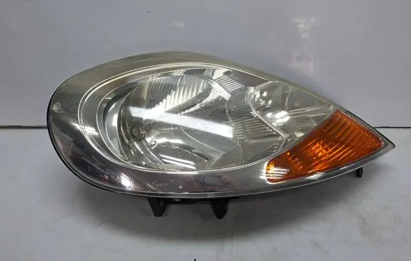 Renault Trafic II (X83) Headlight/headlamp S27647361 8200701353