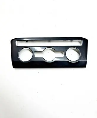 Volkswagen Tiguan Climate control/heater control trim 5NC820073A 5441701
