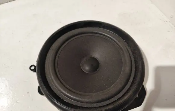 Audi A4 S4 B7 8E 8H Front door speaker 8E0035411 8E0935411 4514125