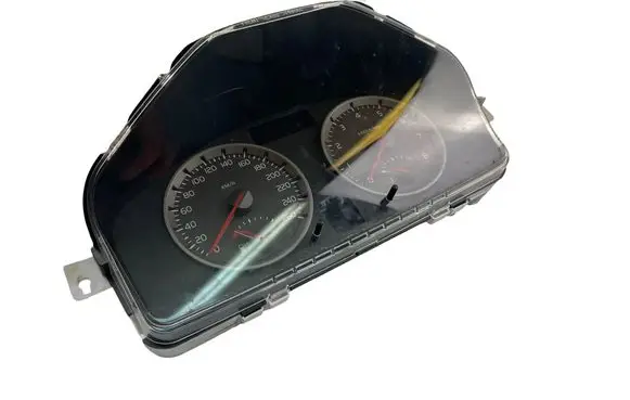 Volvo V50 Speedometer (instrument cluster) 30710071