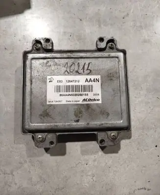 Opel Insignia A Engine control unit/module 12647212 12642927 86AA4N53202501S8
