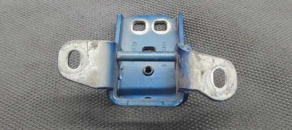 Chevrolet PT Cruiser Front door hinge set 