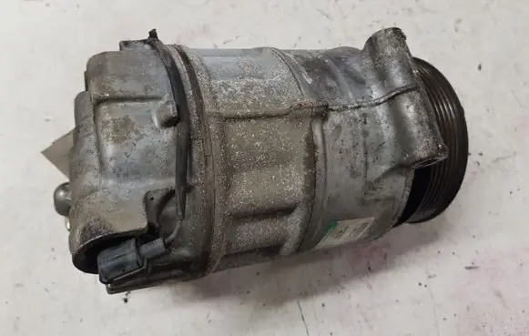 Jaguar XF X250 Air conditioning (A/C) compressor (pump) 9X2319D629DA BVNUN 039758010B4