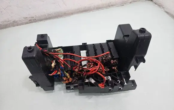 Fuse box set