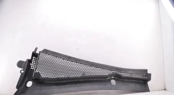 Peugeot 208 I Wiper trim 9673302777