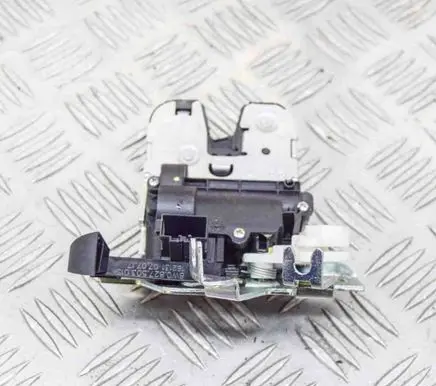 Audi A4 S4 B9 8W Tailgate/trunk/boot lock/catch/latch 8W0827503
