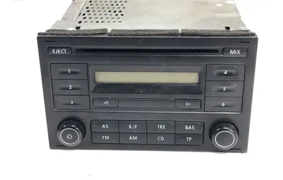 Volkswagen Fox Radio/CD/DVD/GPS head unit 5Z0035152B