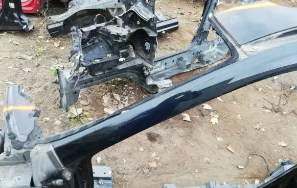 Nissan X-Trail T32 (A) pillar trim