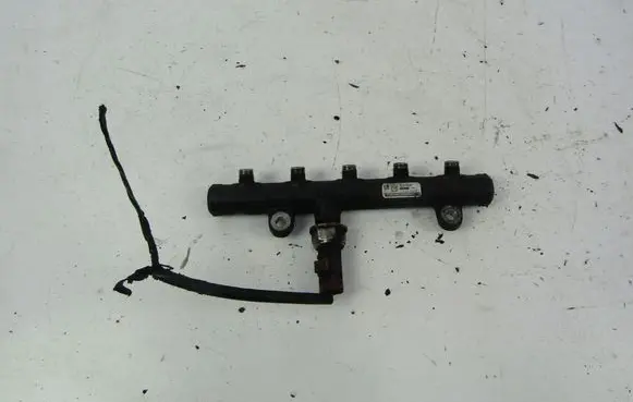 Ford Focus C-MAX Fuel main line pipe 9654726280