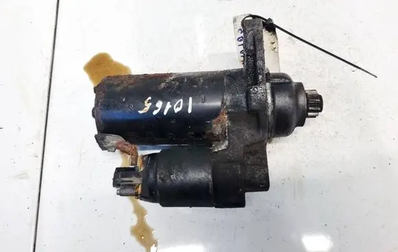 Volkswagen PASSAT B6 Starter motor 1005931311