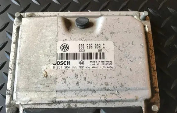 Seat Arosa Engine control unit/module 030906032C 0261204909 26SA5962
