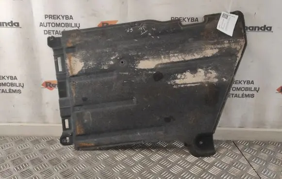 Rear underbody cover/under tray