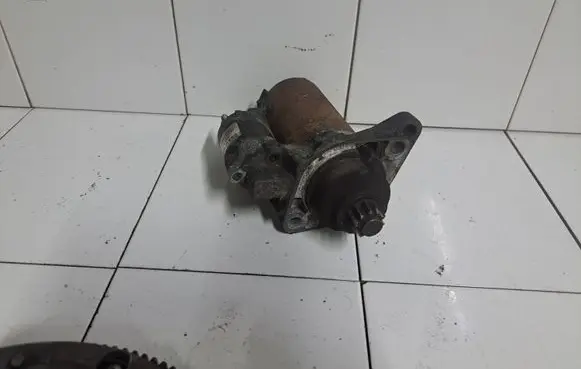 Seat Altea Starter motor 02Z911023FX01