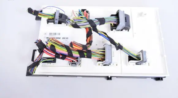 Mercedes-Benz A W176 Central body control module A1569019800 A1569027900