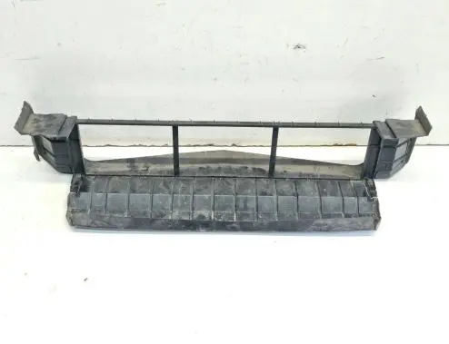 Mercedes-Benz CLA C117 X117 W117 Intercooler air channel guide 2465051530