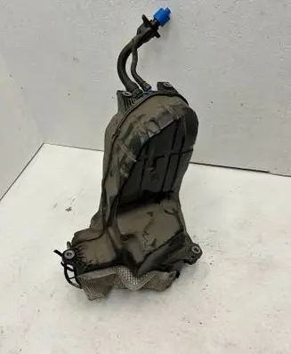Volkswagen Touareg III AdBlue liquid reservoir 4M0131878CN 4M0131969Q
