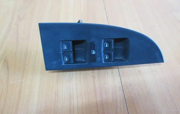 Seat Leon (1P) Electric window control switch 1K4959857A