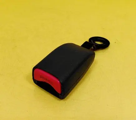 Mazda Premacy Front seatbelt buckle 