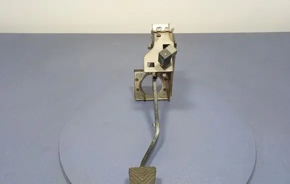 Hyundai ix20 Accelerator throttle pedal 328001P100