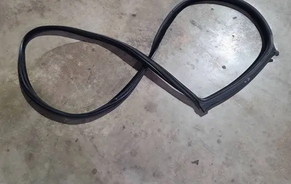 BMW 6 F06 Gran coupe Rubber seal rear door 7275315