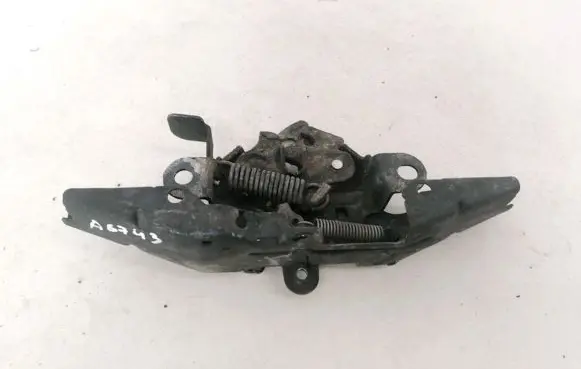 Toyota Corolla E120 E130 Engine bonnet/hood lock/catch