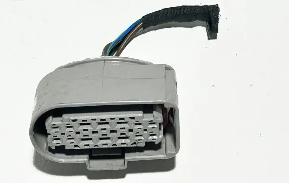 Volkswagen Golf VII Other relay 5Q0973737 21485