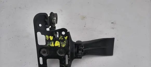Audi A4 S4 B8 8K Engine bonnet/hood lock/latch loop/hook 8T0823480