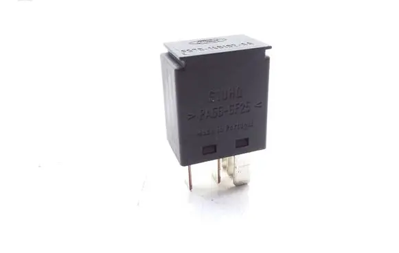 Ford Focus Hazard warning light relay F57B14B192AA