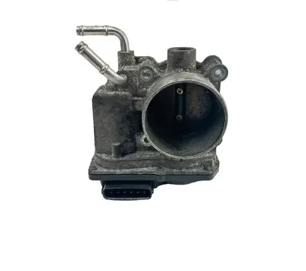 Toyota Avensis T250 Throttle valve 220300D010