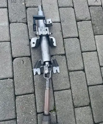 Dacia Sandero II Steering wheel axle 488102309R 130615000401