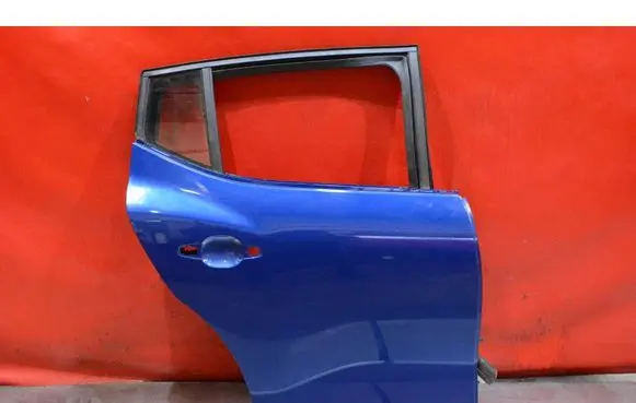 Dacia Sandero Rear door 