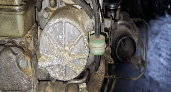 Mazda 5 Vacuum pump 