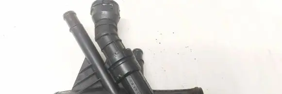 Audi A3 S3 8V Engine coolant pipe/hose 04l121071e