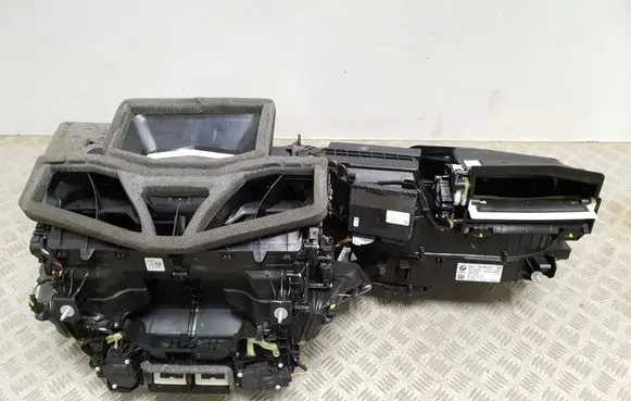 BMW M5 F90 Interior heater climate box assembly 64116997685