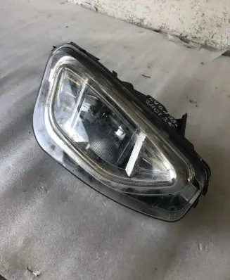 Ford Kuga III Front fog light Lj6b15a255ac