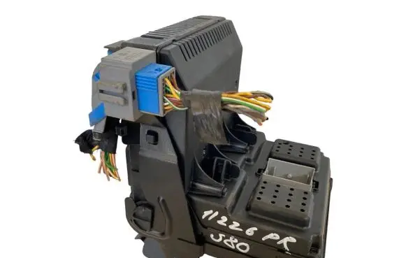 Volvo S80 Fuse module 30728356 12216069