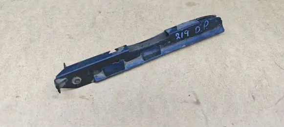 Mercedes-Benz CLS C219 Front bumper mounting bracket A2198800214