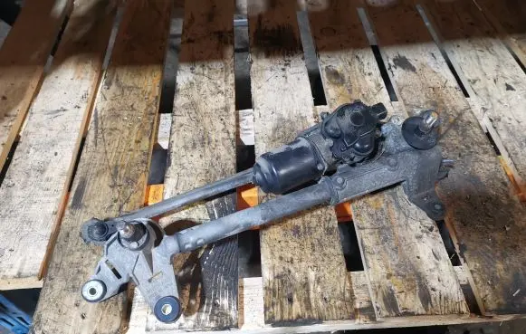 Honda Accord Front wiper linkage and motor
