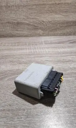 Volvo S70 V70 V70 XC Light module LCM 9442303 5kg00531107