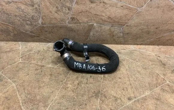 Engine coolant pipe/hose