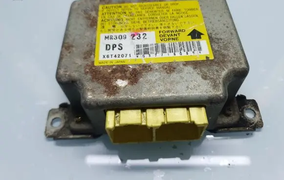 Mitsubishi Galant Airbag control unit/module X6T42071 MR309232