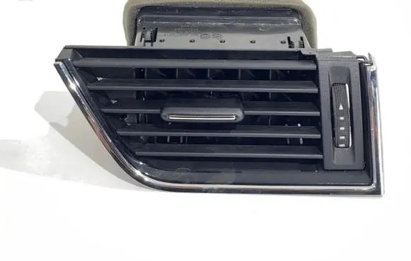 Skoda Octavia Mk3 (5E) Dashboard side air vent grill/cover trim 5E0819702E
