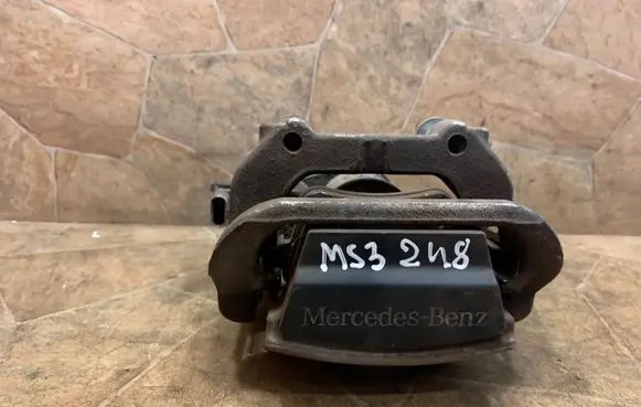 Mercedes-Benz GL X166 Rear brake caliper 1664238398A