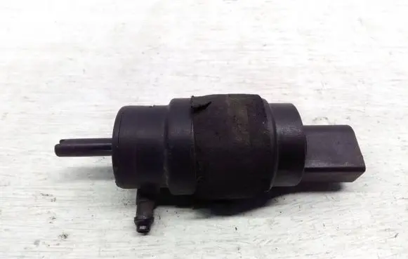 Audi A4 S4 B8 8K Windscreen/windshield washer pump 8K5955647