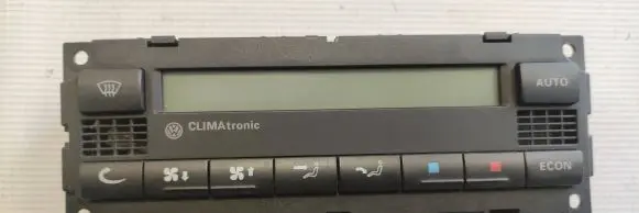 Volkswagen Golf IV Climate control unit 3B2907044J