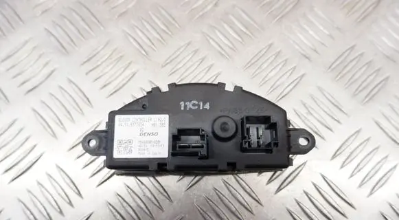 BMW X2 F39 Heater blower motor/fan resistor 9377854