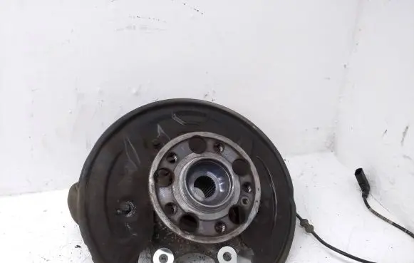 Mercedes-Benz E W238 Rear wheel hub spindle/knuckle 