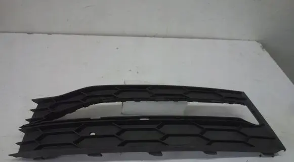 Skoda Superb B8 (3V) Front bumper lower grill 3V0807665B